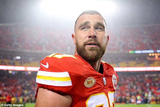 Kelce burns about 700 calories per hour on the football field, requiring more fuel than the average man