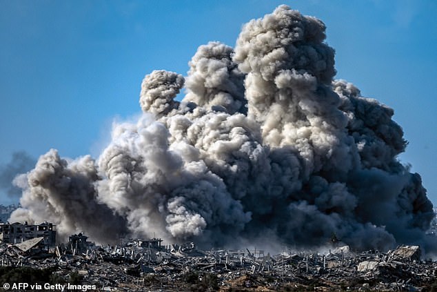 Destruction at Sderot along Israel's border with the Gaza Strip during an Israeli bombardment of the northern Palestinian territory on November 21