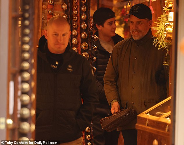 Hunter Biden with his Secret Service agent, shopping in downtown Nantucket