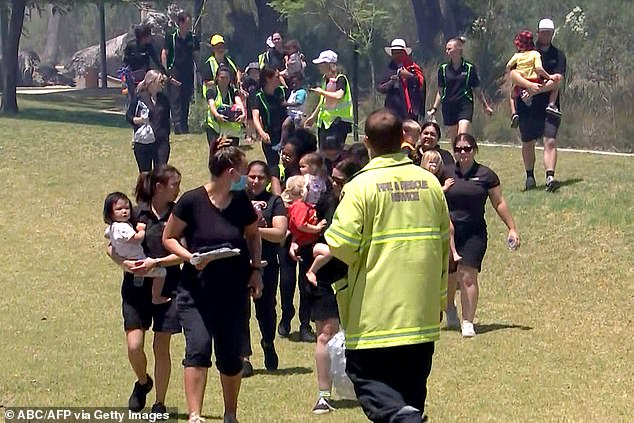 Residents are being evacuated as bushfires approach some Perth suburbs