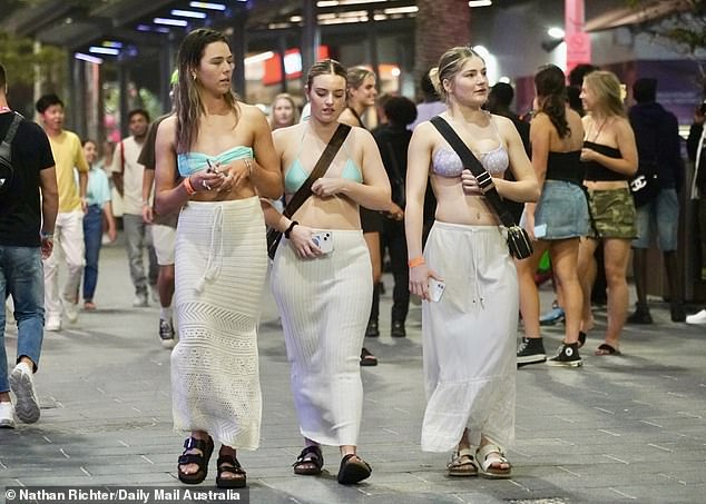 Bikini tops were a popular fashion statement among teenage girls at night