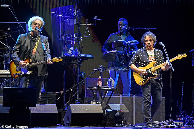 Cryptic response: It is unclear whether Oates' positive post was in response to the ongoing lawsuit.  Hall also obtained a restraining order against him, apparently to prevent him from performing their songs until an agreement is worked out;  seen in 2019 in Louisville, Kentucky