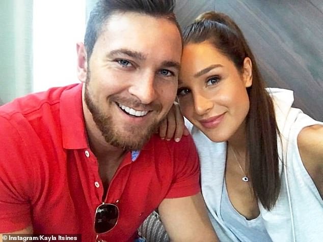 1700898124 897 Kayla Itsines ex Tobi Pearce and his fiancee snap up