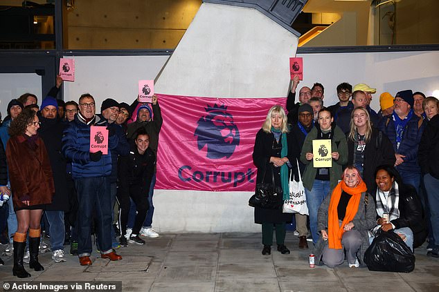 Fans gathered outside the Premier League's headquarters in London on Friday, sparking a weekend of demonstrations