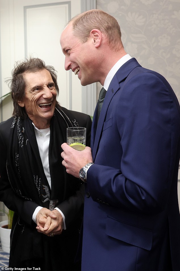 Ronnie seemed charmed by the prince and looked at him excitedly during their conversation at the awards ceremony