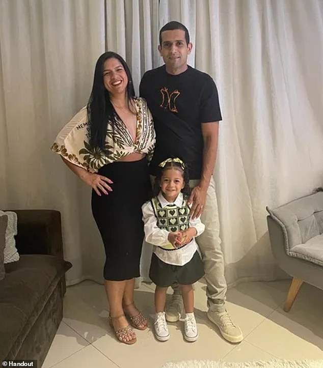 Daiane Barbosa (left) and her husband Renato Rocha (right) never thought their daughter Isabela Rocha's (center) 'angry meme' would get so much attention