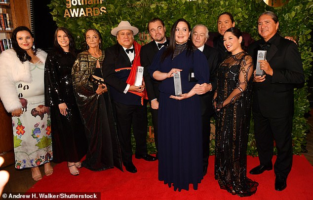 What an evening: DiCaprio, Gladstone and De Niro posed with the cast of Killers of the Flower