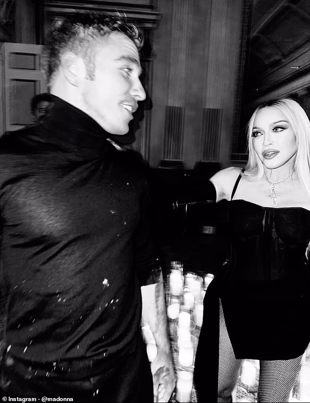 There were previously reports of a tense relationship between Rocco and Madonna, due to the custody battle between Guy and Madonna, but everything seems to be behind us