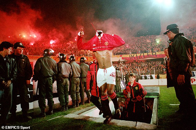 Erik ten Hag's team can expect a similar atmosphere to that of United in 1993