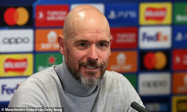 Ten Hag needs his players to keep their heads up so that they can keep their hopes of qualification alive