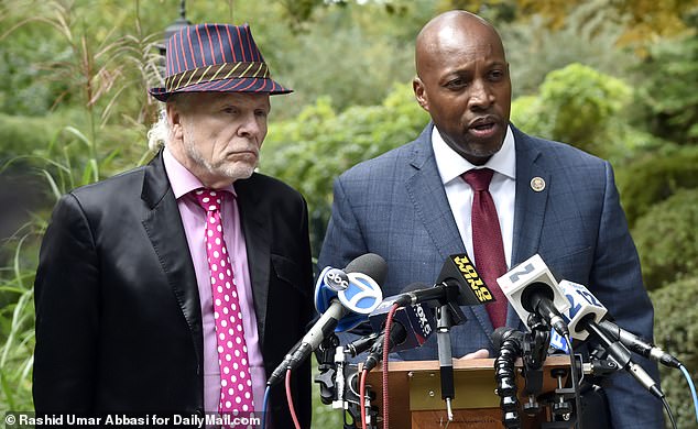 John Ray, the attorney for Shannan Gilbert's family, and former Suffolk County Police Chief Rodney Harrison spoke at a news conference last month about new evidence that had emerged in the case.