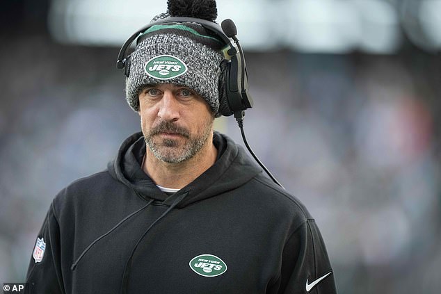 Aaron Rodgers could play for the Jets again on Christmas Eve against Commanders