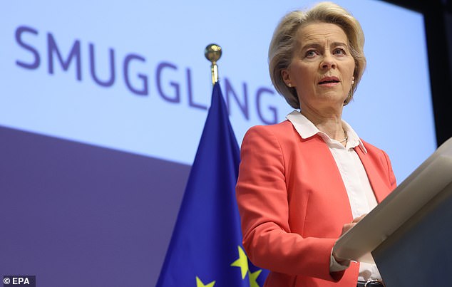 European Commission President Ursula von der Leyen will open the first international conference on a global alliance to combat migrant smuggling on November 28 in Brussels