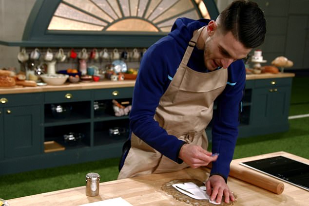 Declan Rice struggled with his scalpel during the Bake-Off match between England players