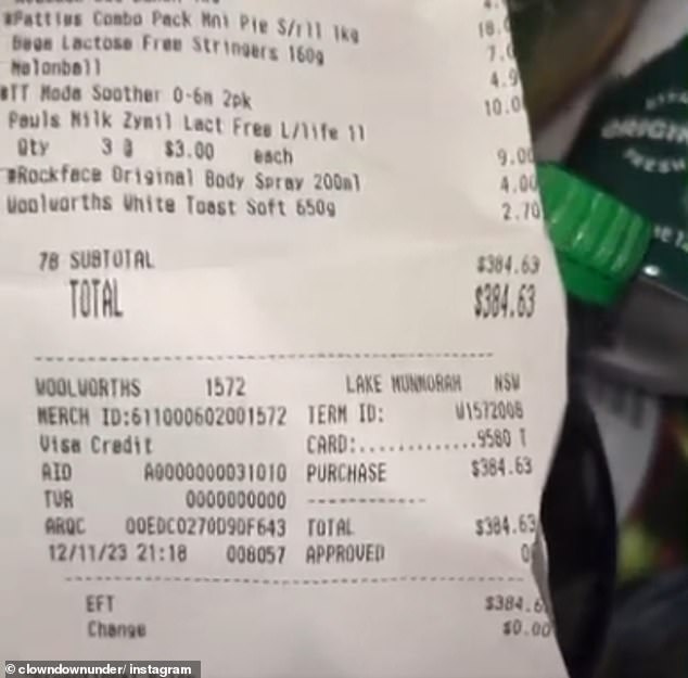 An Australian revealed the small groceries he paid almost $400 for (photo, his receipt)