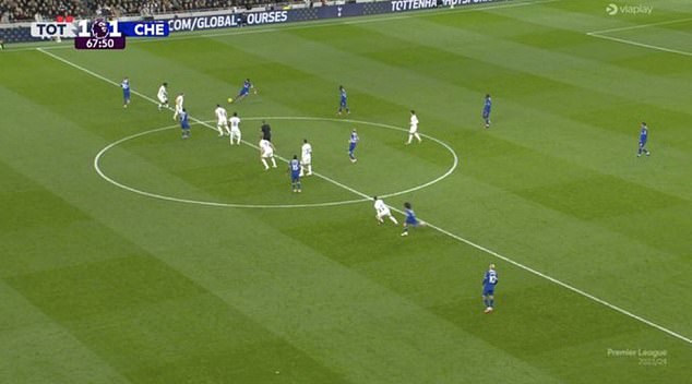 Nine-man Tottenham still took a defensive formation near the halfway line