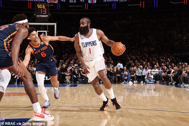 Despite putting up a respectable 17 points in his first appearance for the Clippers, Harden was unable to inspire his new team to victory as the New York Knicks instead ran out 117–97 winners.