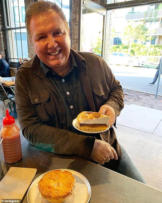 Jilted Ready Steady Cook presenter Peter Everett (pictured) has fired producers at Channel 10 for not inviting him to the 2024 reboot