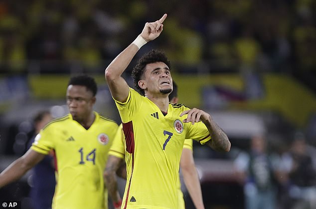 Luis Diaz scored two goals against Brazil in the presence of his father after his father's kidnapping