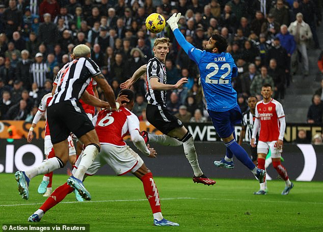 Newcastle's goal against Arsenal should have been disallowed due to Joelinton's foul on Gabriel