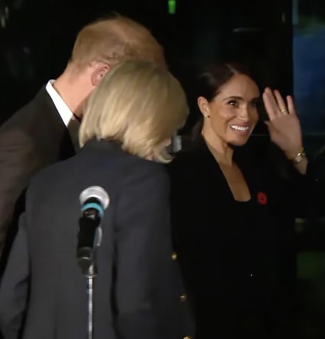 Hours after Samantha's appearance, the Duke and Duchess of Sussex then attended an event for wounded United States Navy SEALs in San Diego.