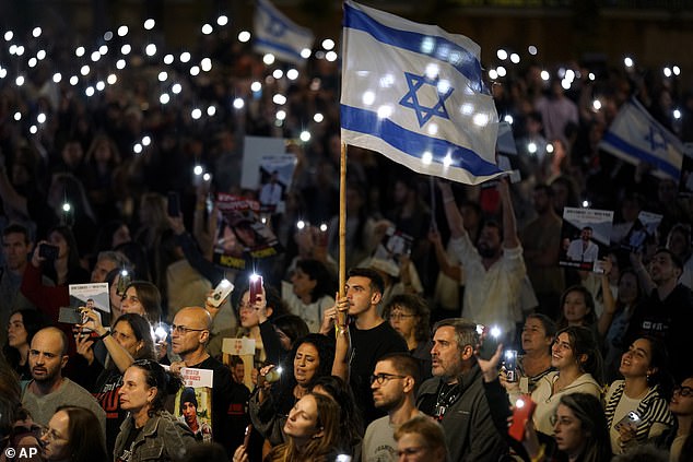 People take part in a show of solidarity with the hostages held in the Gaza Strip