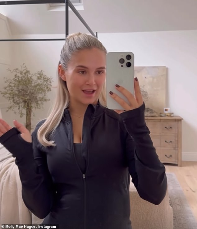 She also took to social media on Friday to share a video to promote a Black Friday sale and her diamond ring was noticeably absent from her finger