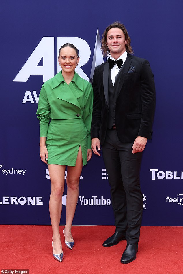 Hynes stepped out at the ARIAs on Wednesday with author and TV presenter Marlee Silva