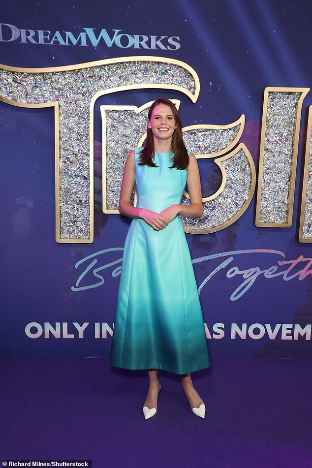 Lucia Hawley (photo) always appears stylish on the red carpet.  Superstar Nicole Kidman's niece looked stunning as she attended the premiere of Trolls in Sydney