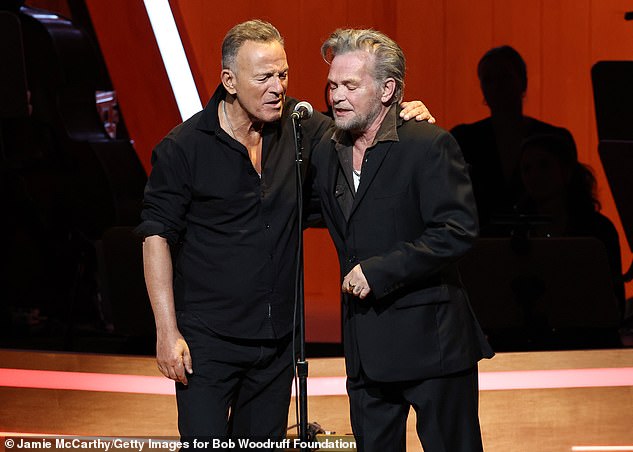 Bruce Sprinsteen and John Mellencamp took the stage at Stand Up For Heroes last night