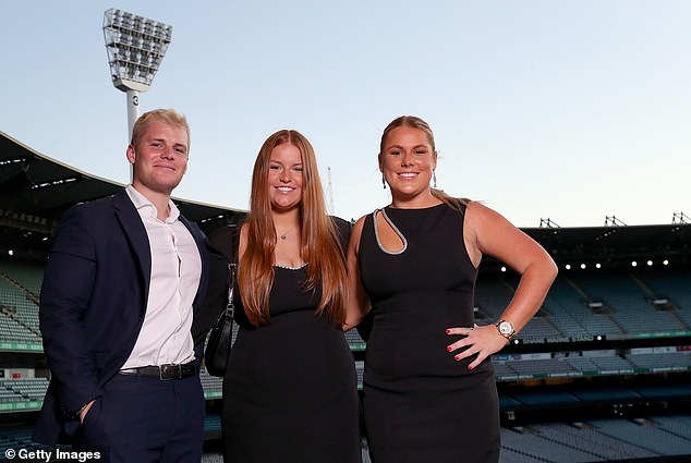 Warne's surviving children Jackson, Summer and Brooke urge Australians to take heart test, move that could save their lives