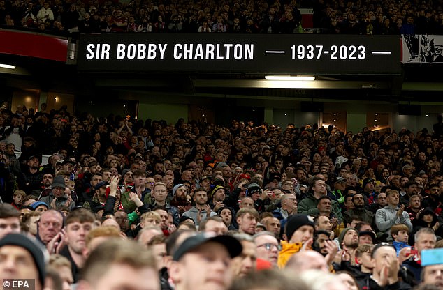 United paid tribute to their greatest ever player during matches against Copenhagen and Man City