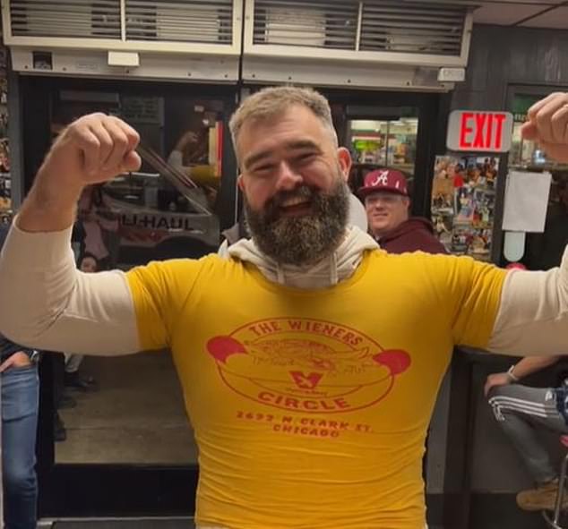 Jason Kelce got roasted when he visited The Wieners Circle in Chicago for a hot dog