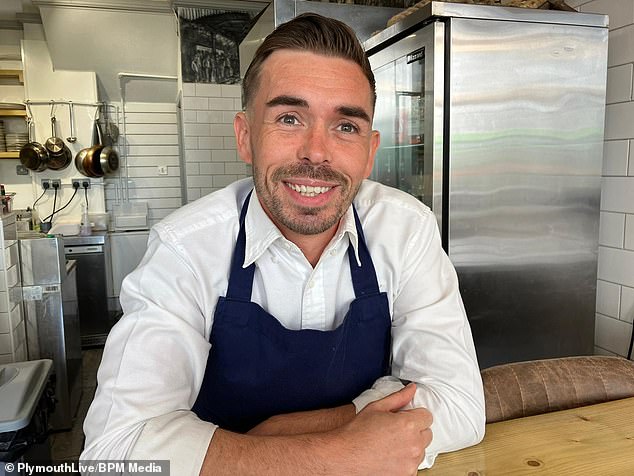 Chef Lee Holland, 40, who cooked for music stars including U2, Drake and the Spice Girls, has died suddenly, his colleagues have announced