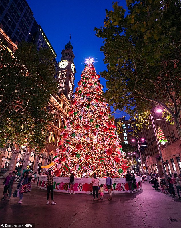 The most popular place for Christmas lights in Sydney is the famous Martin Place Christmas tree in the heart of the CBD