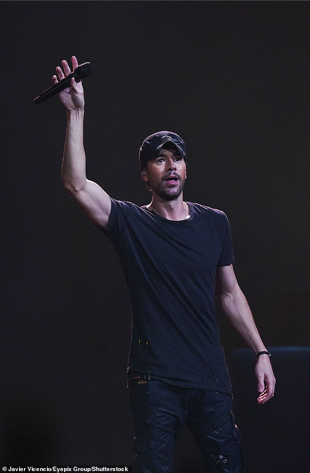 Enrique was seen performing last week during the Dallas stop of his Trilogy Tour