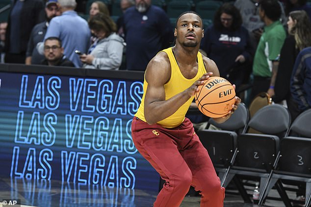 Bronny showed no sign of rust as he made seven straight three-pointers at one point