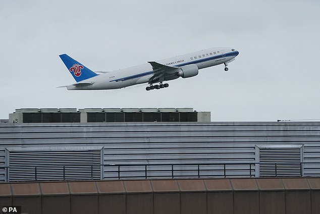 The China Southern cargo plane carrying giant pandas Yang Guang and Tian Tian took off from Edinburgh Airport as it began its journey back to China after spending 12 years in Edinburgh.