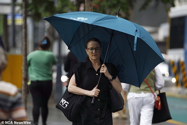 Queensland and the Northern Territory are in for a wet week, while WA and SA are experiencing heatwaves