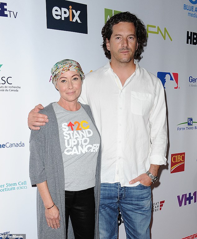 Shannen married Kurt in 2011.  She was previously married to Ashley Hamilton from 1993 to 1994, and to Rick Salomon from 2002 to 2003;  pictured with Kurt in 2016