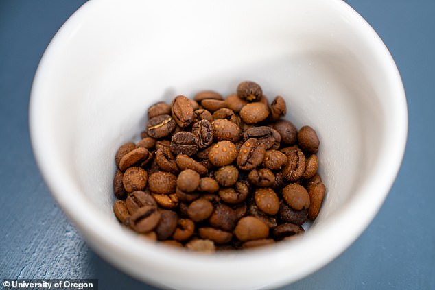 Spraying a fine mist of water onto the coffee beans before grinding will create a more uniform texture, especially with finely ground dark roast coffee.