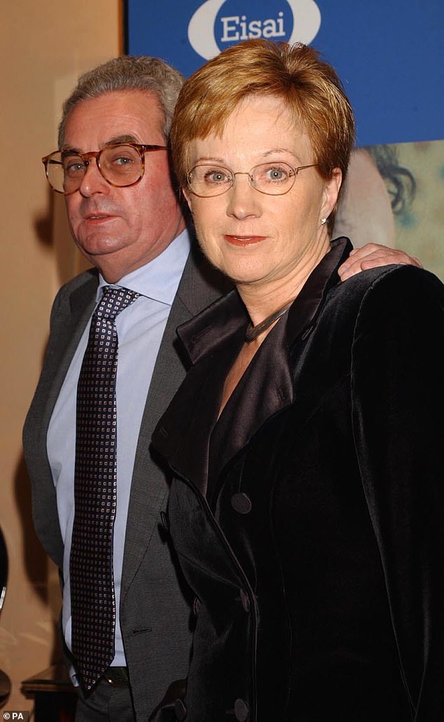 1701905473 257 Anne Robinson is in a SECRET relationship with Camillas ex husband