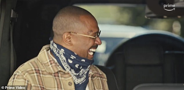 Jennings was carjacked in the next scene by a gunman who turned out to be his old friend Kareem, played by Mike Epps, 53