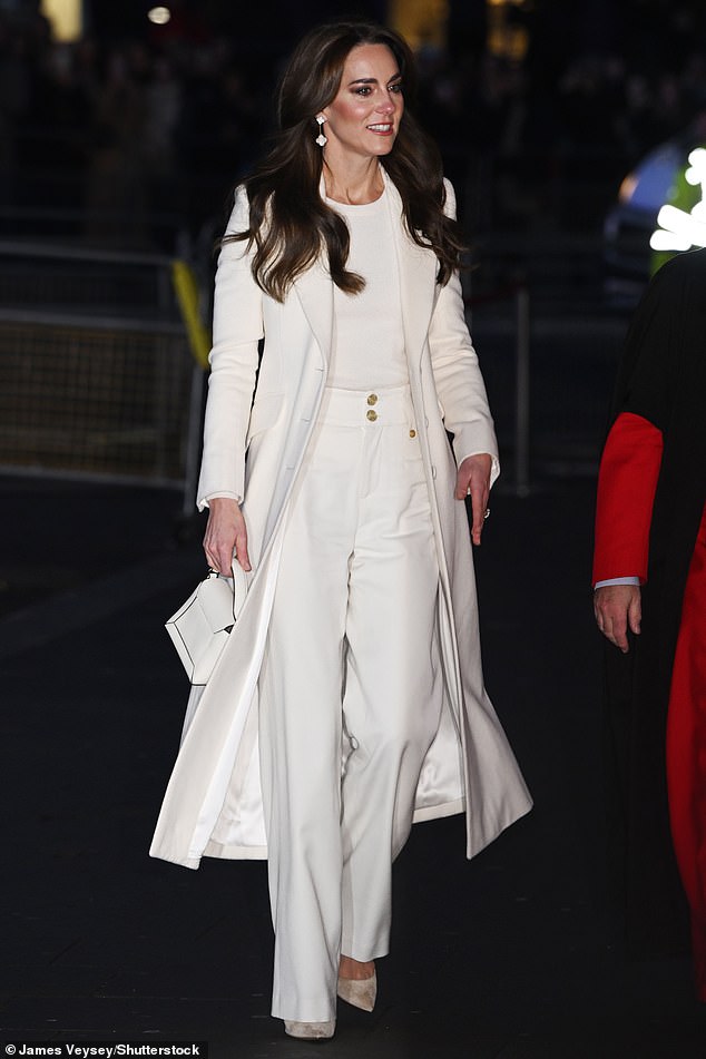 Kate arrives today for the 'Together At Christmas' Carol Service at Westminster Abbey