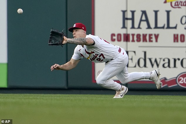 O'Neill, an outfielder, won two Gold Gloves during his time with the St. Louis Cardinals