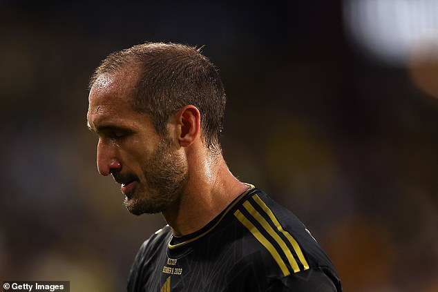 Giorgio Chiellini's team fell on the road in what could be his last professional match