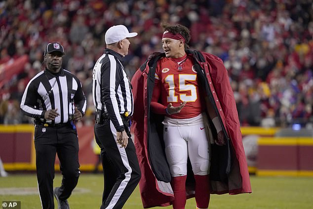 Mahomes was furious with the officials for a late call that cost the Chiefs the win on Sunday