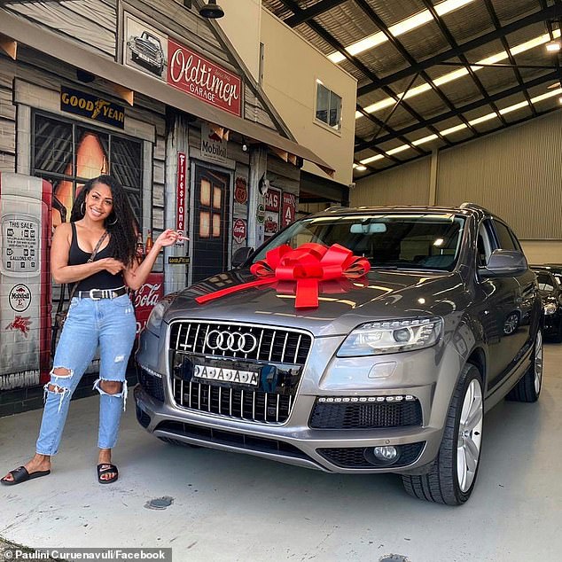 Paulini announced in a May 2021 Facebook post that she had finally legally obtained a driver's license, accompanied by a photo of her with a new car (above)