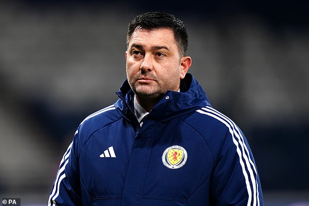 The Scottish FA have handed Pedro Martinez Losa a new contract, with the Scotland women's team manager now set to remain in charge until 2027.