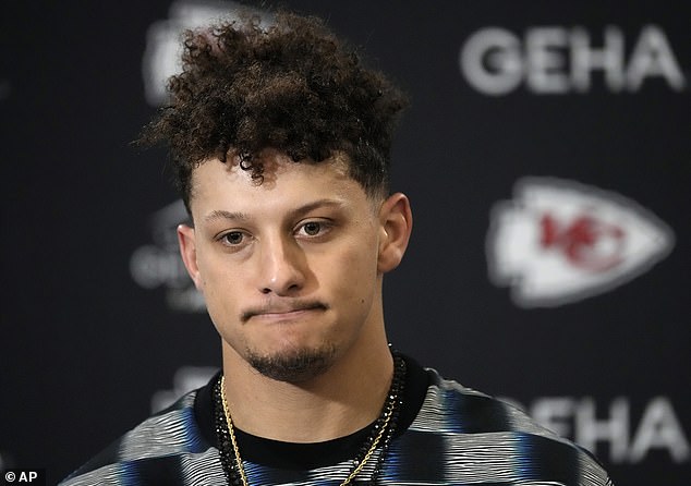 Mahomes says he'll accept whatever penalty comes his way after losing his cool on Sunday